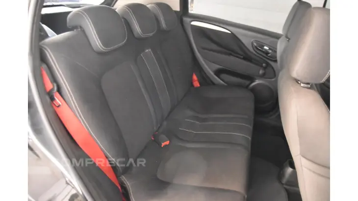 PUNTO - 1.8 SPORTING 16V 4P AUTOMATIZADO