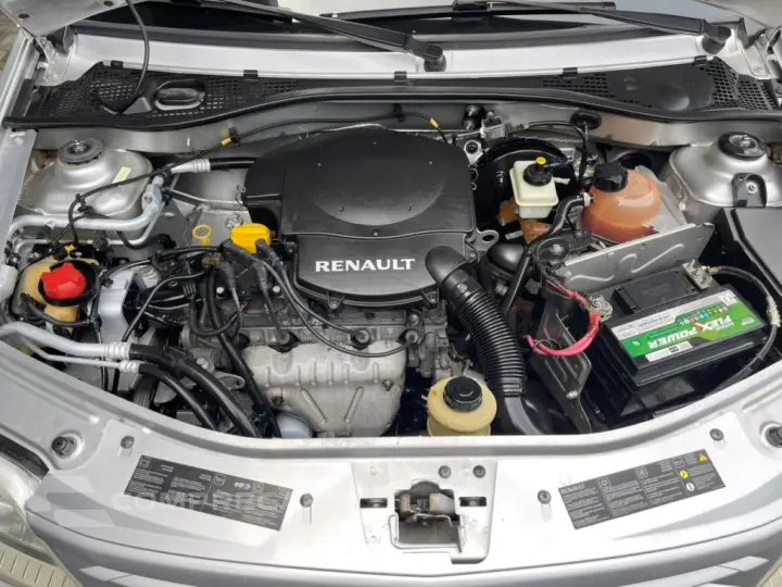 LOGAN 1.6 EXPRESSION 16V FLEX 4P MANUAL
