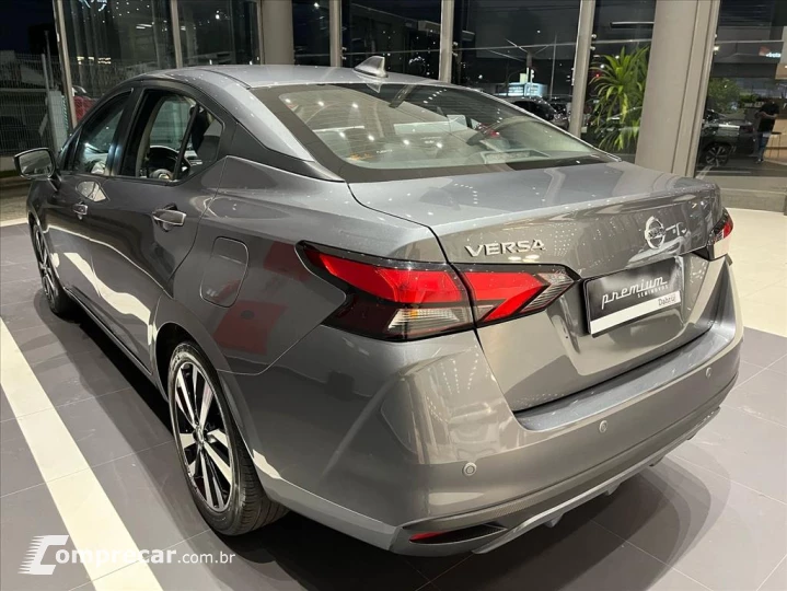 VERSA 1.6 16V FLEX EXCLUSIVE XTRONIC