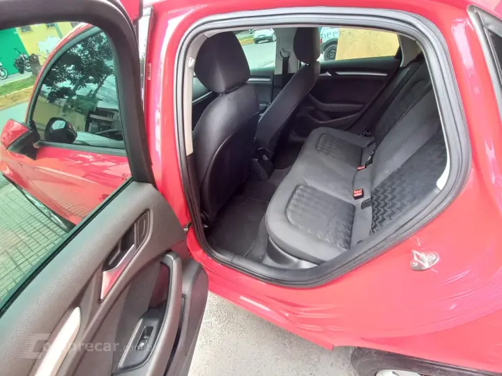 A3 1.4 TFSI Sedan Ambiente 16V