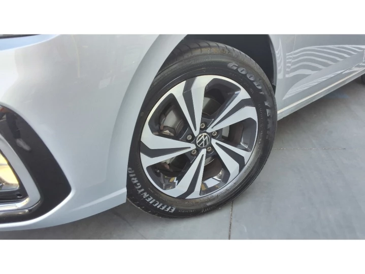 VIRTUS 1.0 200 TSI COMFORTLINE AUTOMÁTICO