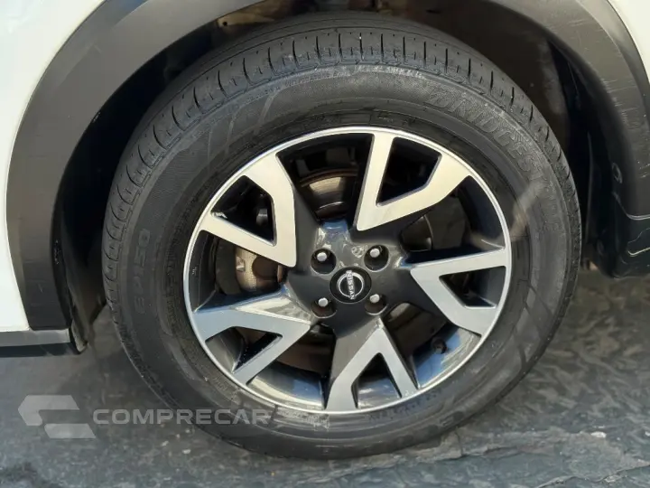 KICKS Sense 1.6 16V Flex Aut.
