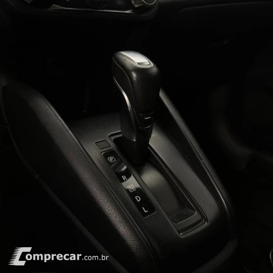 KICKS SENSE CVT