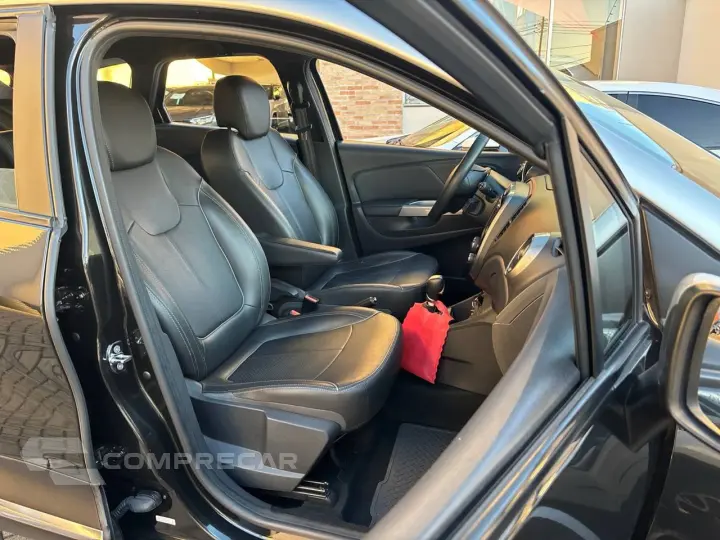 CAPTUR Intense Bose 1.6 16V Flex 5p Aut.