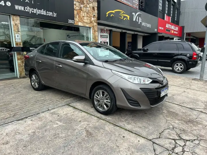 YARIS 1.5 16V FLEX SEDAN XL PLUS CONNECT MULTIDRIVE