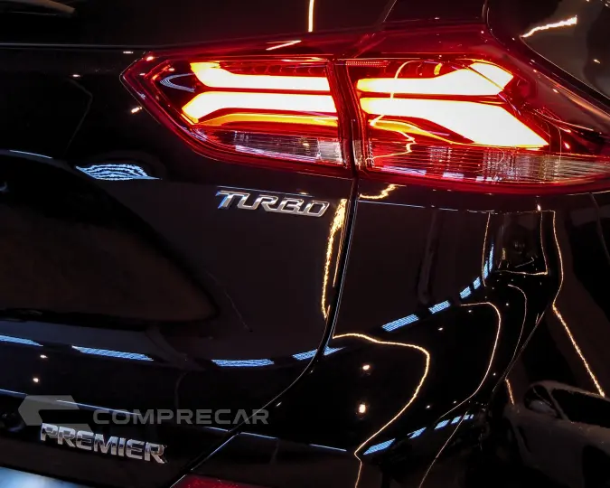 TRACKER 1.2 Turbo Premier