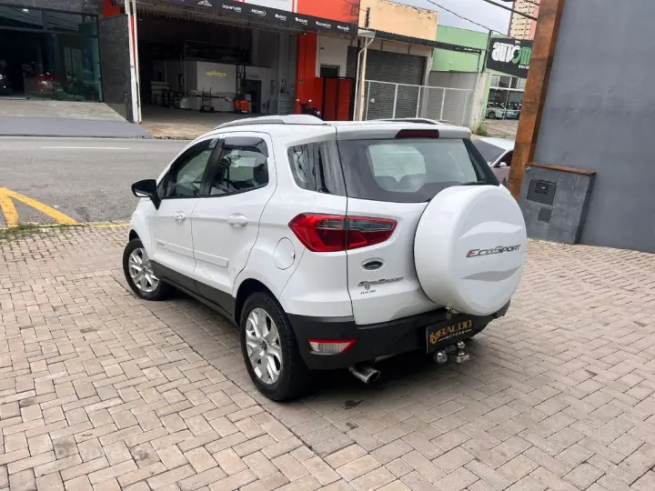 EcoSport TITANIUM 2.0 16V Flex 5p Aut.