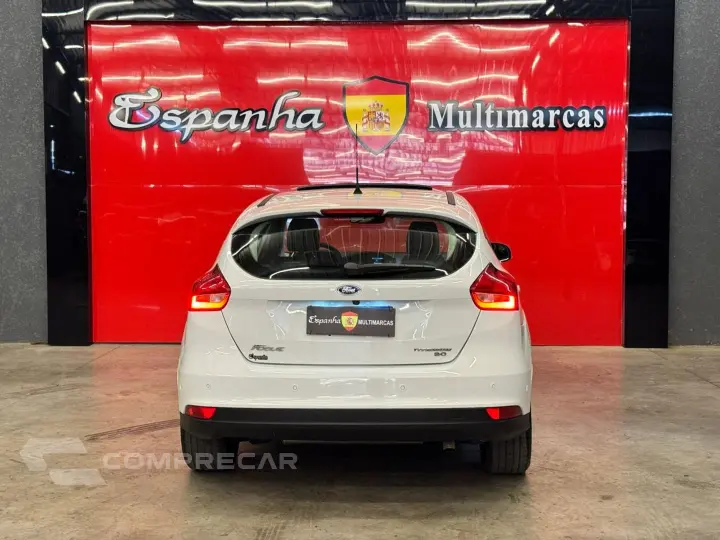 Focus 2.0 Titanium 16V Flex 4P Powershift