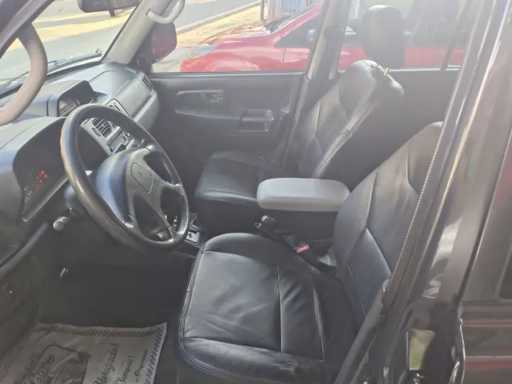 MITSUBISHI PAJERO TR4 2.0 4X4 16V