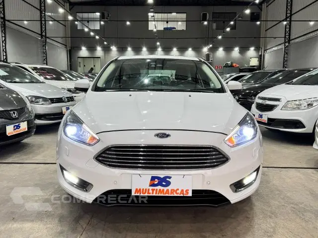 FOCUS HATCH - 2.0 TITANIUM 16V 4P POWERSHIFT