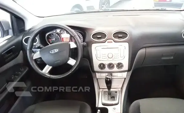 FOCUS 1.6 GLX Sedan 16V