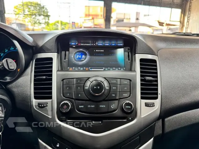 CRUZE HATCH - 1.8 LT SPORT6 16V 4P AUTOMÁTICO
