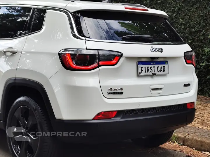 COMPASS 2.0 16V DIESEL LONGITUDE 4X4 AUTOMÁTICO