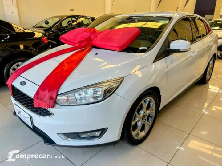FOCUS 2.0 SE Fastback 16V