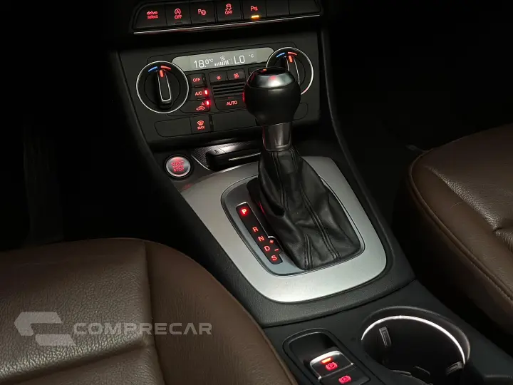 Q3 1.4 TFSI FLEX PRESTIGE PLUS S TRONIC