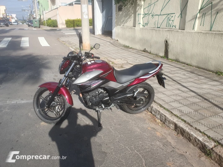 Fazer 250