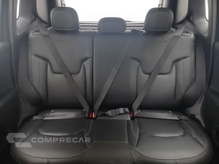RENEGADE 1.3 T270 TURBO FLEX LONGITUDE AT6