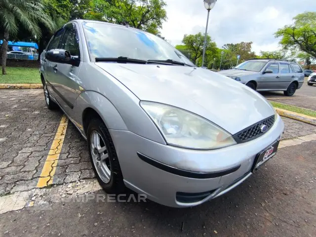 FOCUS HATCH - 2.0 GHIA 16V 4P MANUAL