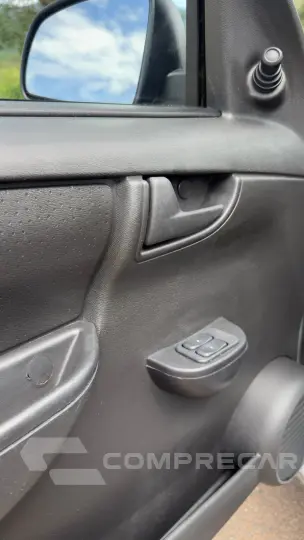 CELTA 1.0 MPFI Life 8V