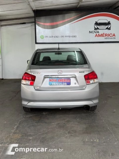 CITY Sedan LX 1.5 Flex 16V 4p Aut.