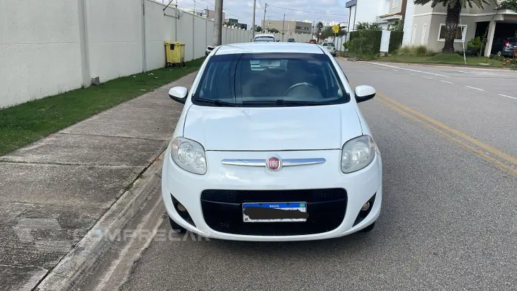 Fiat Palio Attractive 1.4 EVO Fire Flex 8V 5P 2013