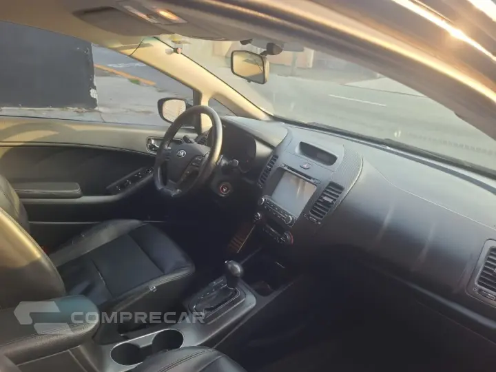 Cerato 1.6 16V  Flex  Aut.