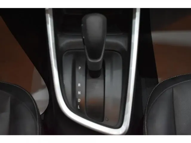 ONIX - 1.0 TURBO PLUS PREMIER AUTOMÁTICO
