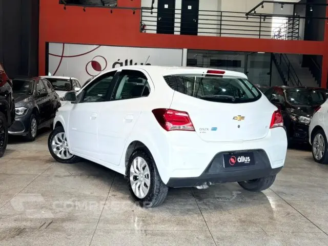 ONIX - 1.4 MPFI LT 8V 4P AUTOMÁTICO