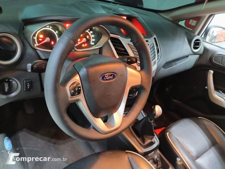 FIESTA 1.6 SE Plus Hatch 16V