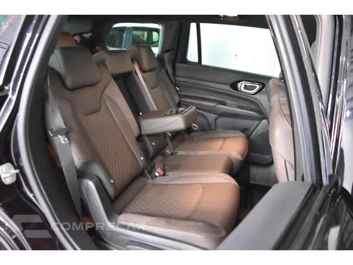 COMMANDER 1.3 T270 TURBO FLEX OVERLAND AT6