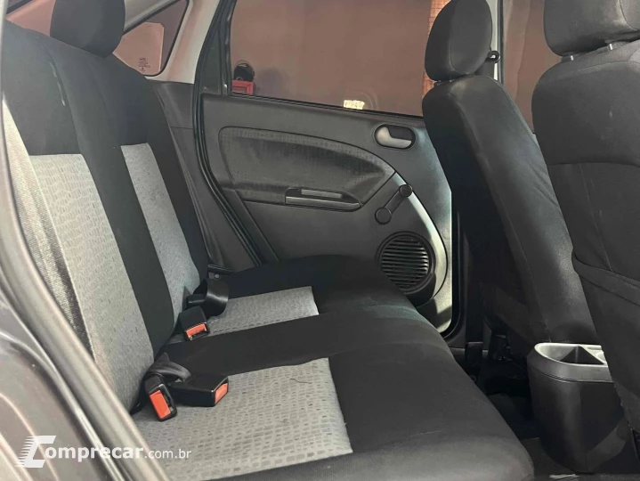 FIESTA 1.6 SE SEDAN 16V FLEX 4P MANUAL