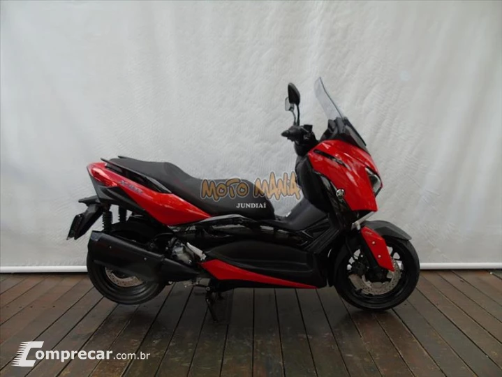 XMAX ABS