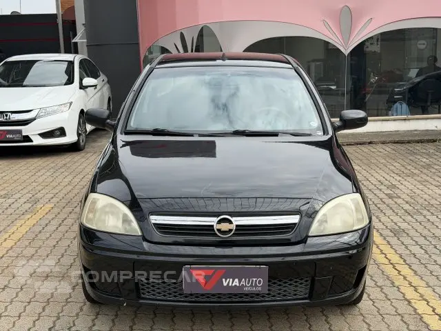 CORSA SEDAN - 1.4 MPFI PREMIUM SEDAN 8V 4P MANUAL