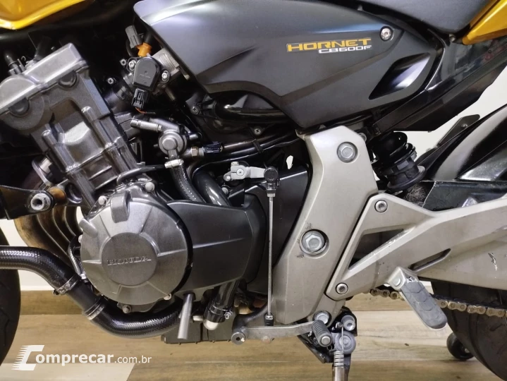 HORNET CB 600 F