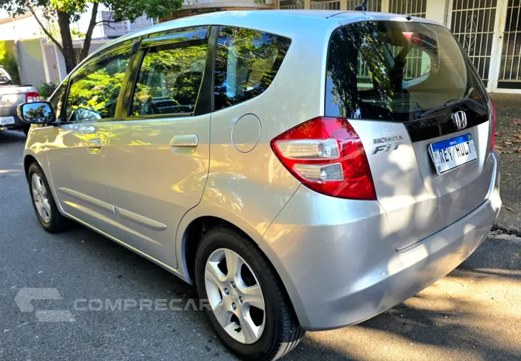 FIT 1.4 LX 16V