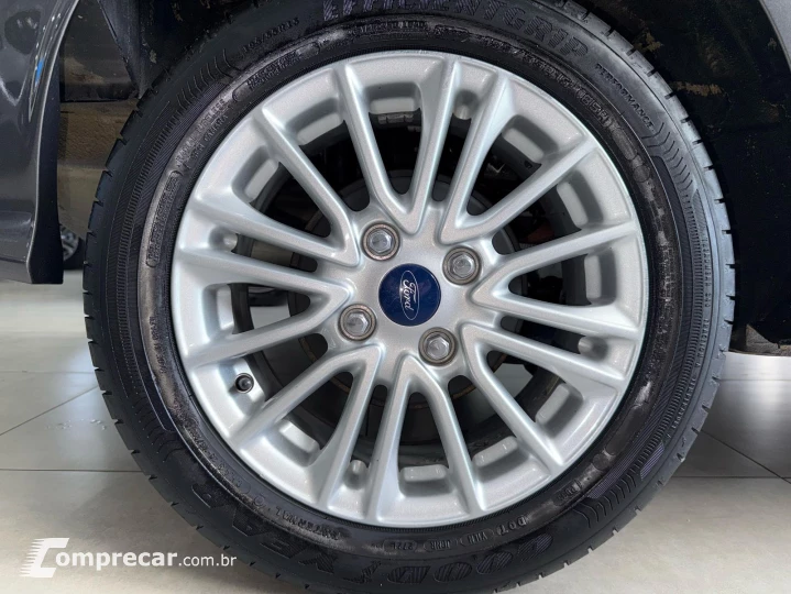 Ka Sedan Titanium 1.5