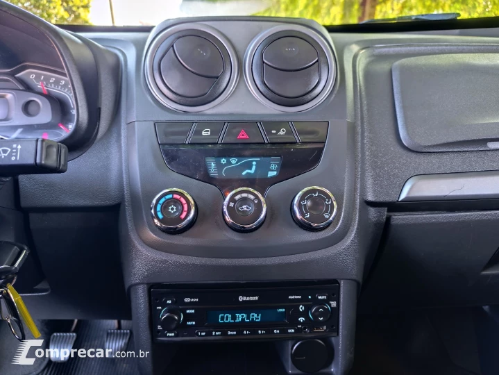 MONTANA 1.4 MPFI LS CS 8V FLEX 2P MANUAL