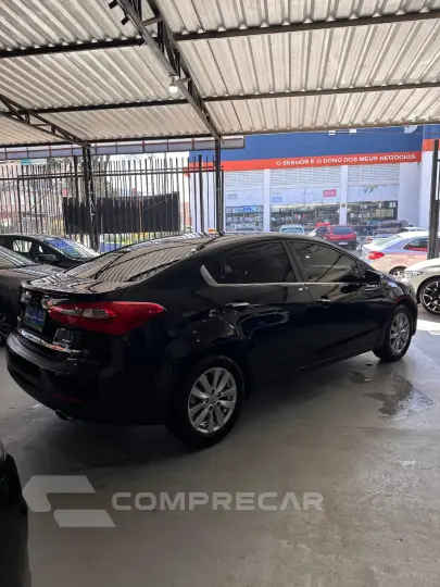 CERATO 1.6 E.213 Sedan 16V