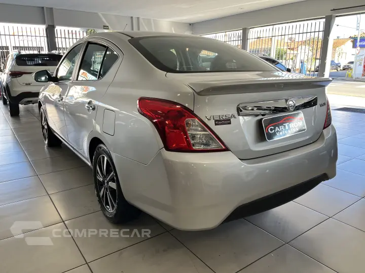 VERSA 1.6 SL