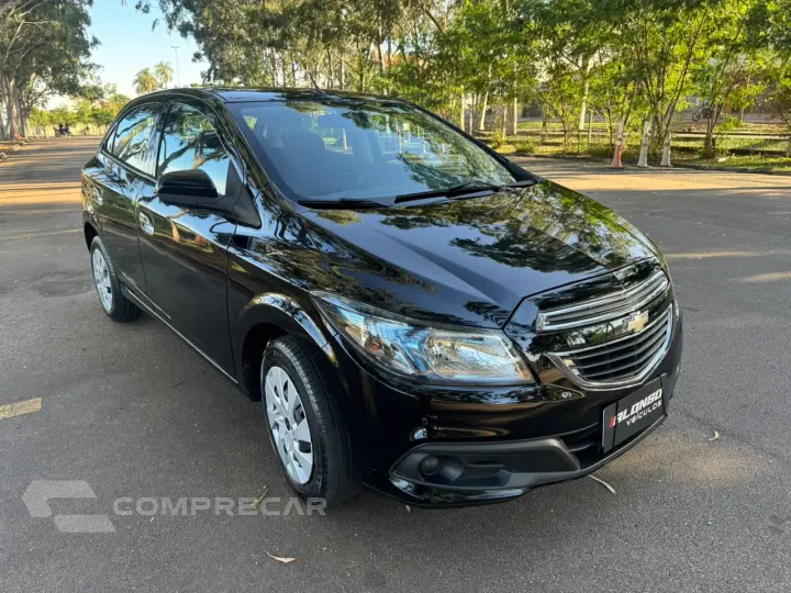 Onix 1.4 LT