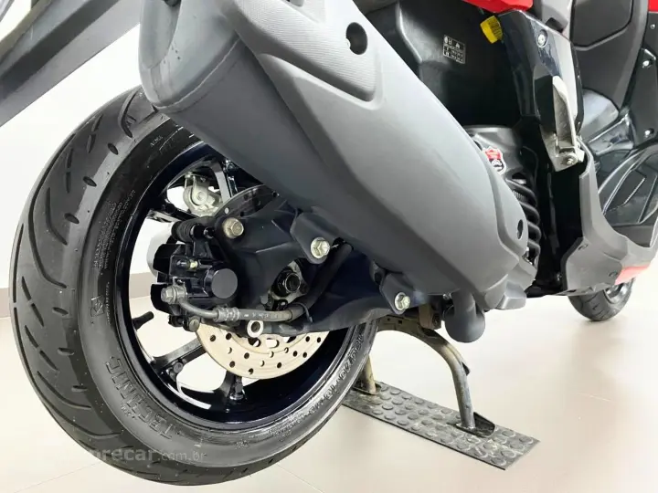 YAMAHA NMAX CONNECTED 160 ABS