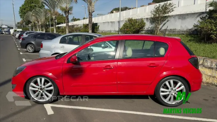 VECTRA 2.0 MPFI GT HATCH 8V FLEX 4P MANUAL