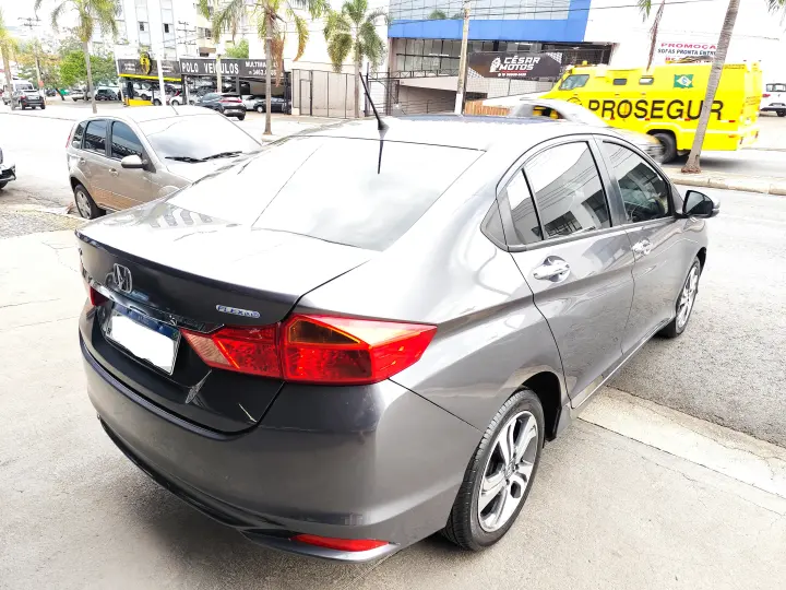 CITY 1.5 EXL Sedan 16V