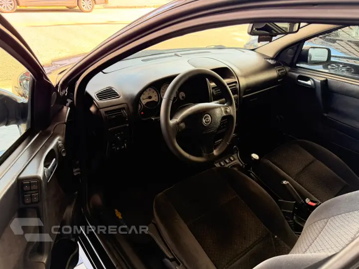ASTRA 2.0 MPFI Advantage 8V