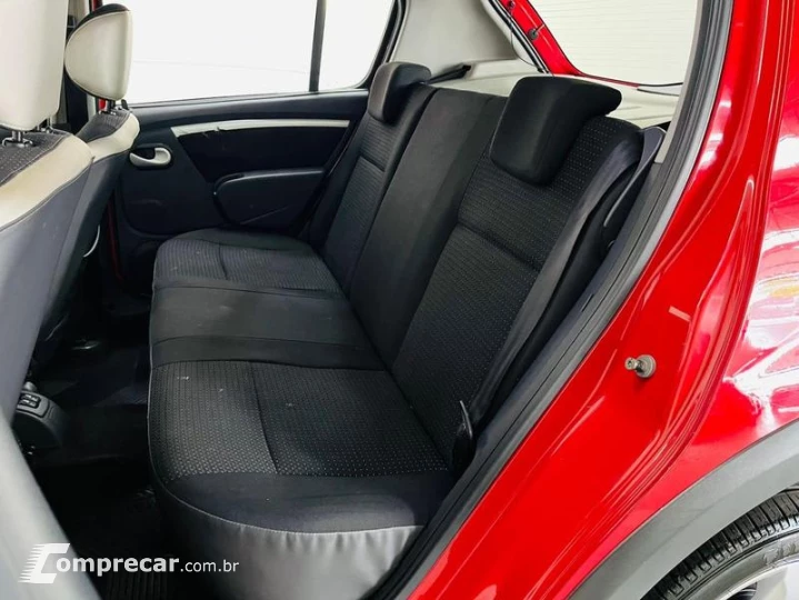 SANDERO STEPWAY