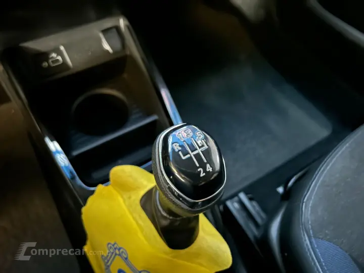 Kwid KWID Intense 1.0 Flex 12V 5p Mec.