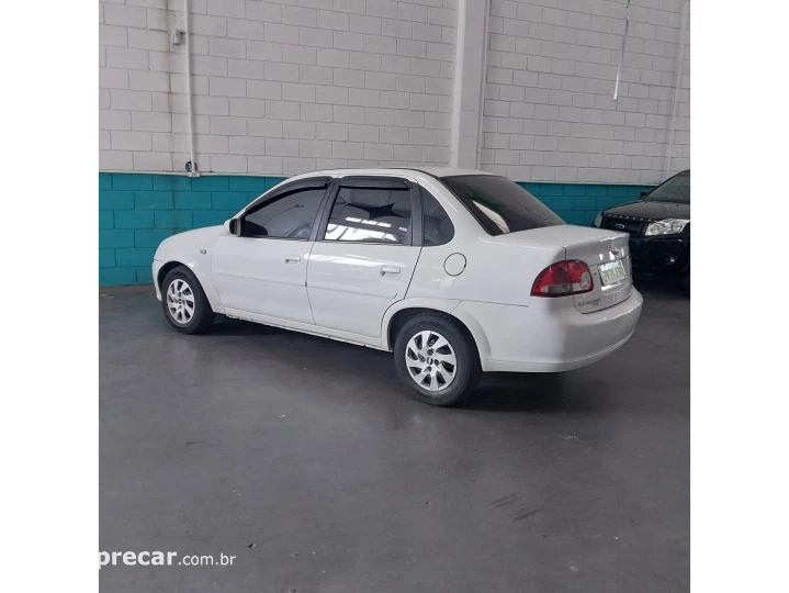 CLASSIC 1.0 MPFI LS 8V FLEX 4P MANUAL
