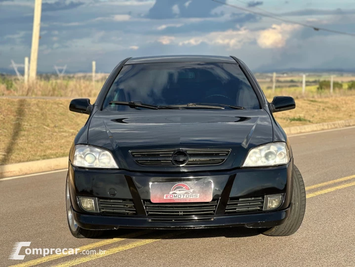 ASTRA 2.0 MPFI Elegance 8V