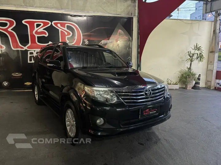 HILUX SW4 3.0 SRV 4X4 7 LUGARES 16V TURBO INTERCOOLER DIESEL