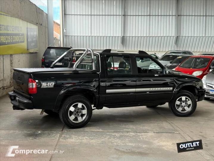 S10 2.4 MPFI EXECUTIVE 4X2 CD 8V FLEX 4P MANUAL